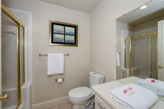 Building Photo - 4776 Stonebriar Cir