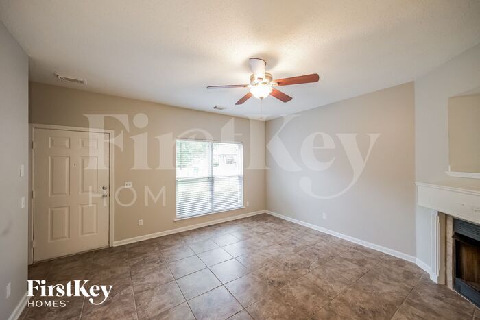 Building Photo - 12922 Woodland Park Cir