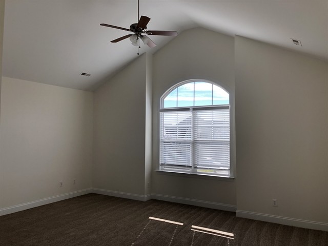 Building Photo - 8100 Lynwood Square