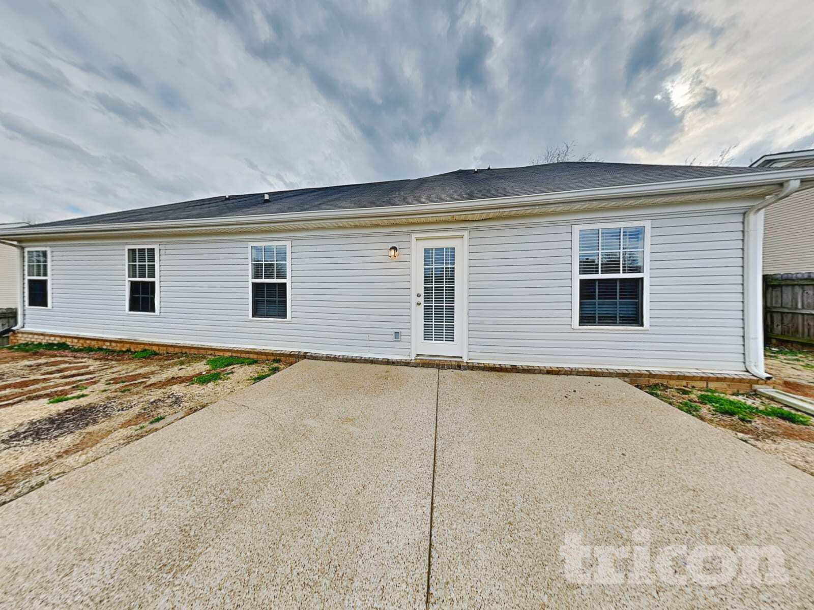 Building Photo - 1811 Packard Ct