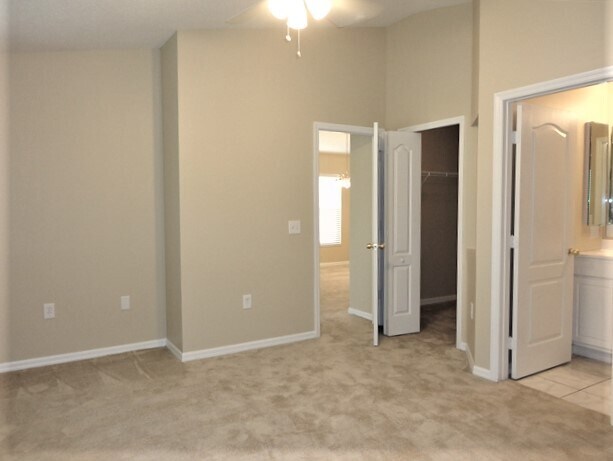 Building Photo - 403 Pine Pointe Ct