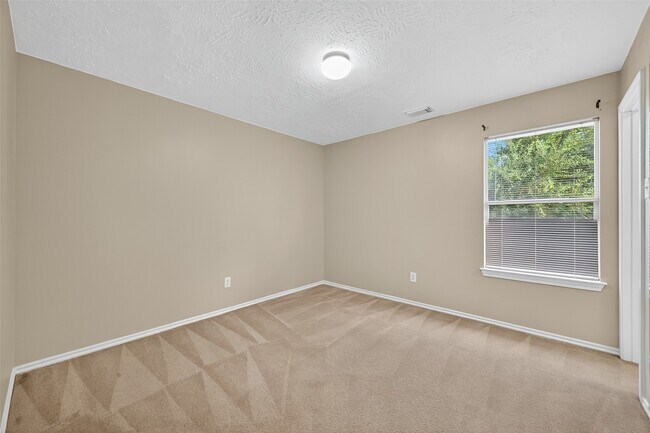 Building Photo - 5454 Cilantro Ln