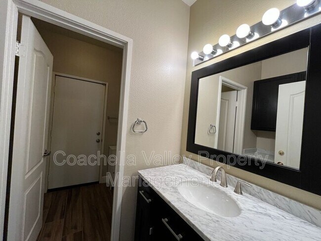 Building Photo - 77597 Carinda Ct