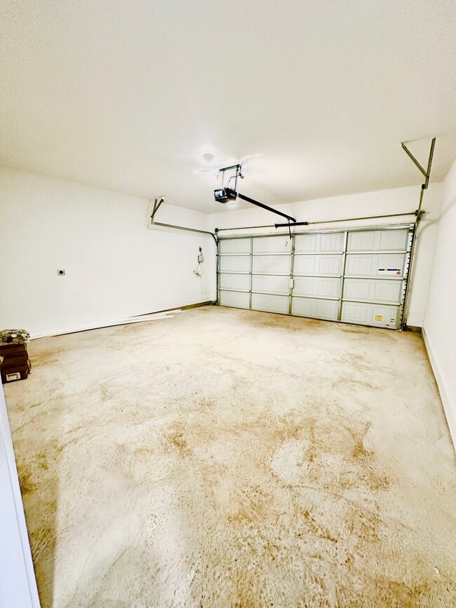Building Photo - 7103 Ezra Brks Bnd