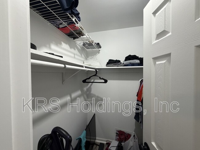Building Photo - 1035 Tradewinds Rd