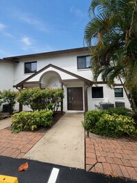 Building Photo - 26560 Southern Pines Dr