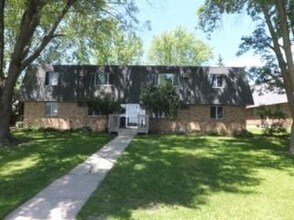 Building Photo - Brush Arbor Apartments
