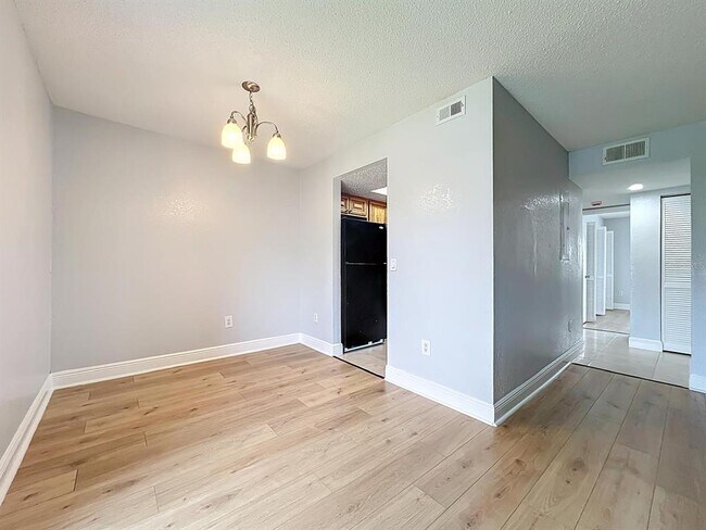 Building Photo - 4795 S Texas Ave