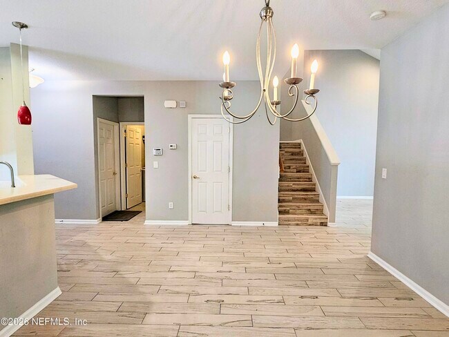 Building Photo - 535 Wooded Crossing Cir