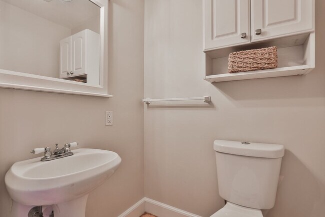 Building Photo - 37 Federal St