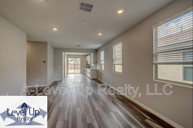 Building Photo - 8695 N Rome Ct