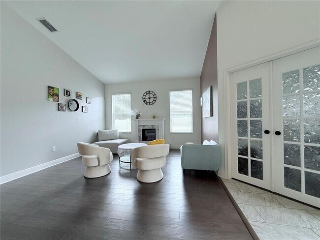 Building Photo - 6456 Doe Path Ct