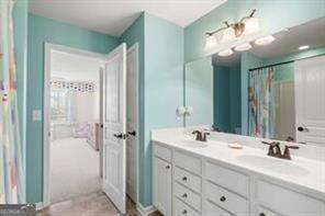 Building Photo - 496 Spring View Dr