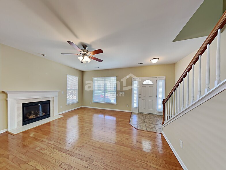 Building Photo - 13217 Heath Grove Dr