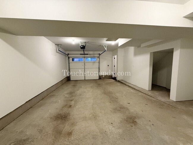 Building Photo - 16764 Chula Vista Ave