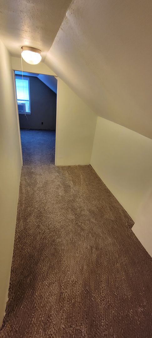 Building Photo - AVAILABLE  - 4 Bed 1 Bath on London Road