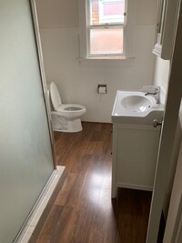 Building Photo - 2717 Derby St