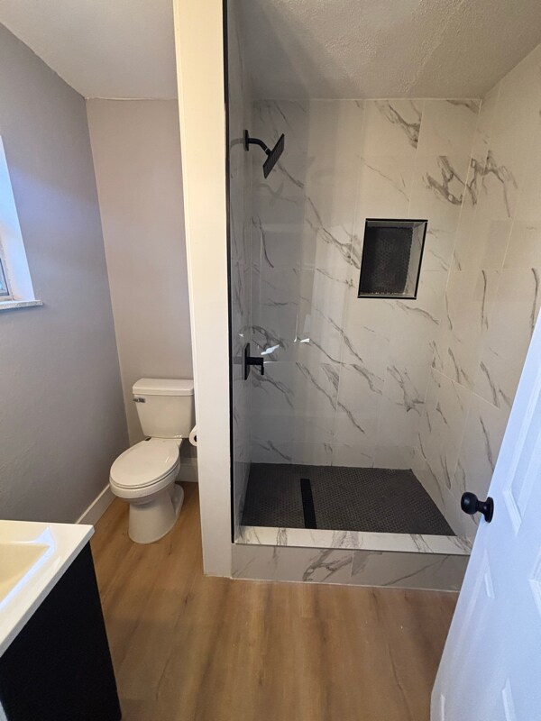 Building Photo - 5500 Huber Dr