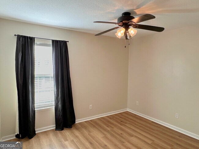 Building Photo - 112 Snapper Ct