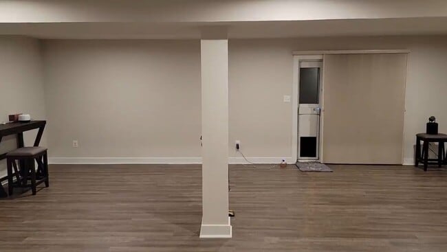 Building Photo - Spacious & Modern Home w/ 4 Bed, 4.5 bath in Manassas, Close to I-66, Includes Lawn & Other Services