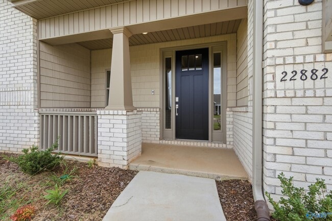 Building Photo - 22882 Ansley Dr