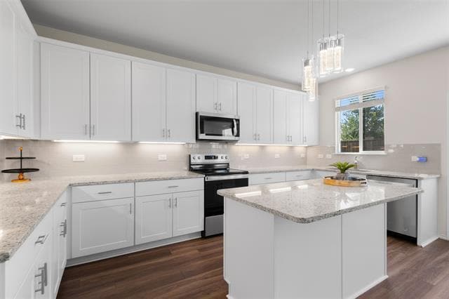 Building Photo - 1600 Waggoner Dr