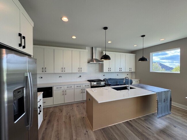 Building Photo - 12412 Limerick Ln