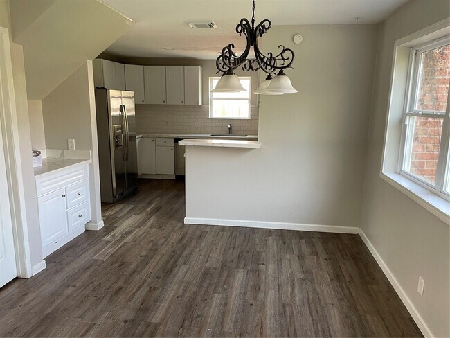 Building Photo - 24118 Spring Mill Ln