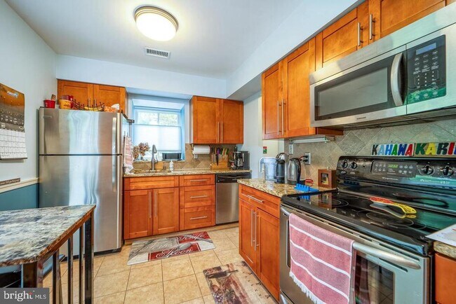 Building Photo - 11214 Beaver Trail Ct