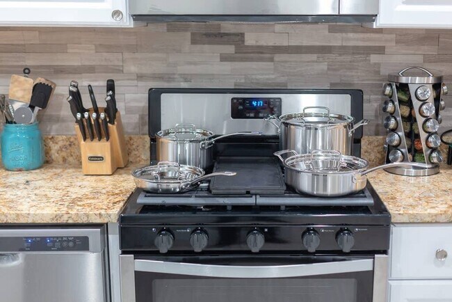 Building Photo - 5430 N Capitol St NW