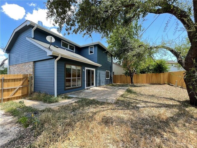 Building Photo - 2114 Zephyr Ln