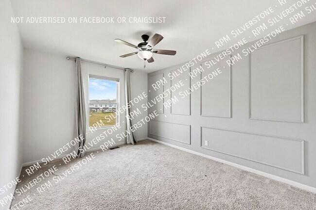 Building Photo - 8727 Pioneer St