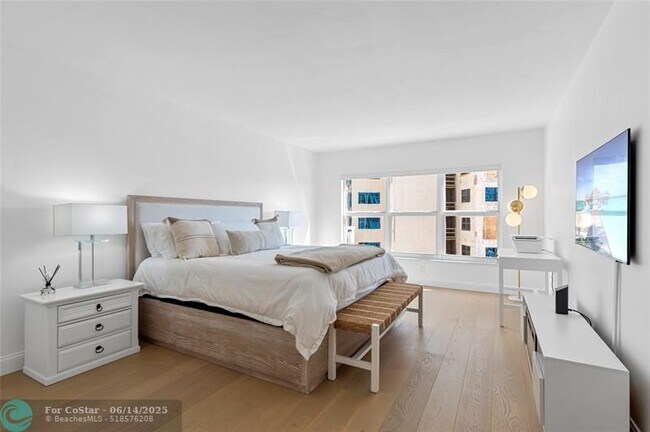 Building Photo - 3850 Galt Ocean Dr
