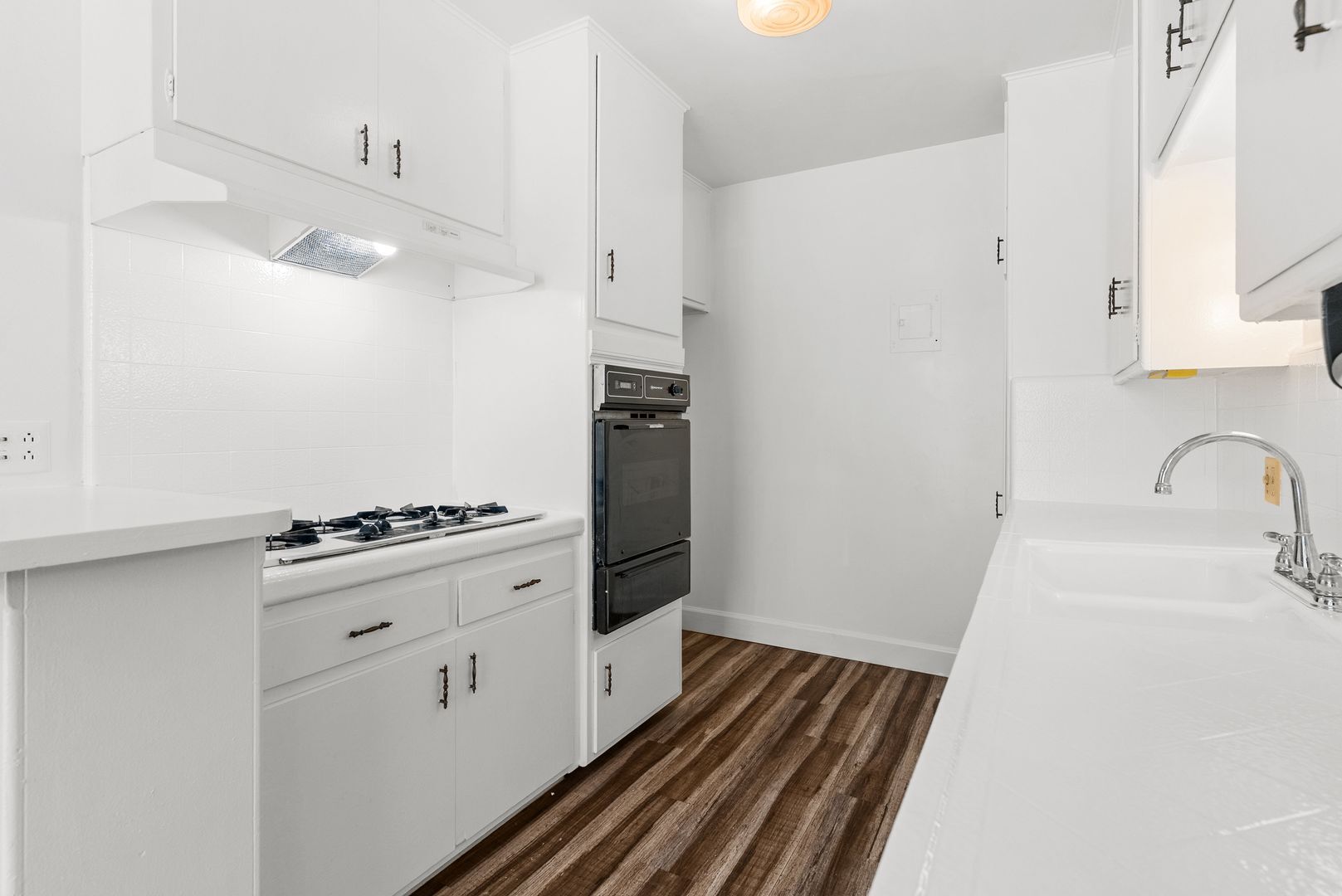 Building Photo - 809 Edgewood St