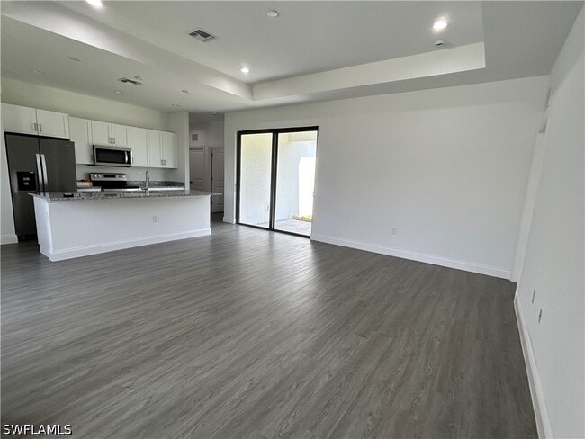 Building Photo - 351 Ranchito Ave