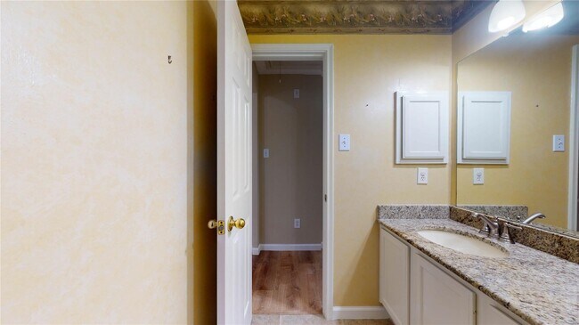 Building Photo - 17014 Calm Lagoon Ct