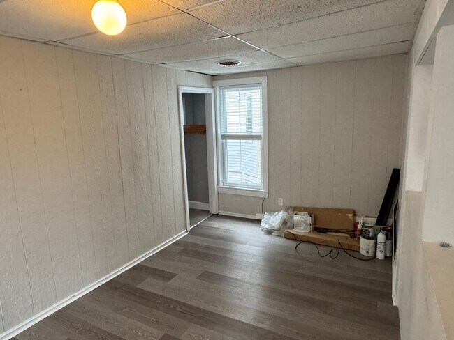 Building Photo - 18 Pentucket St