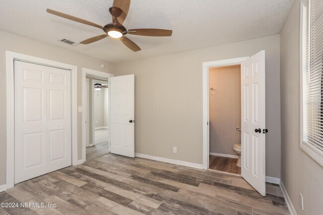 Building Photo - 11251 Andrea Dr