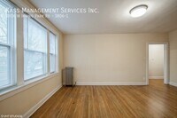 Building Photo - 3806 W Irving Park Rd