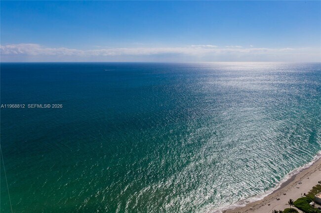 Building Photo - 1830 S Ocean Dr