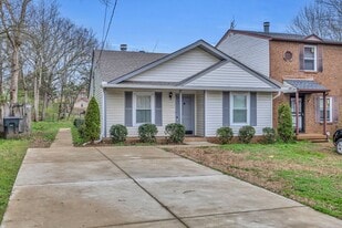 Building Photo - 3350 Oak Trees Ct