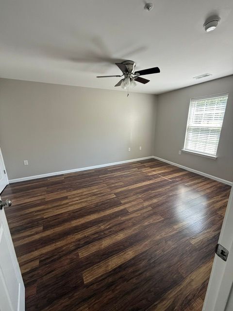 Building Photo - 3830 Normandy Dr