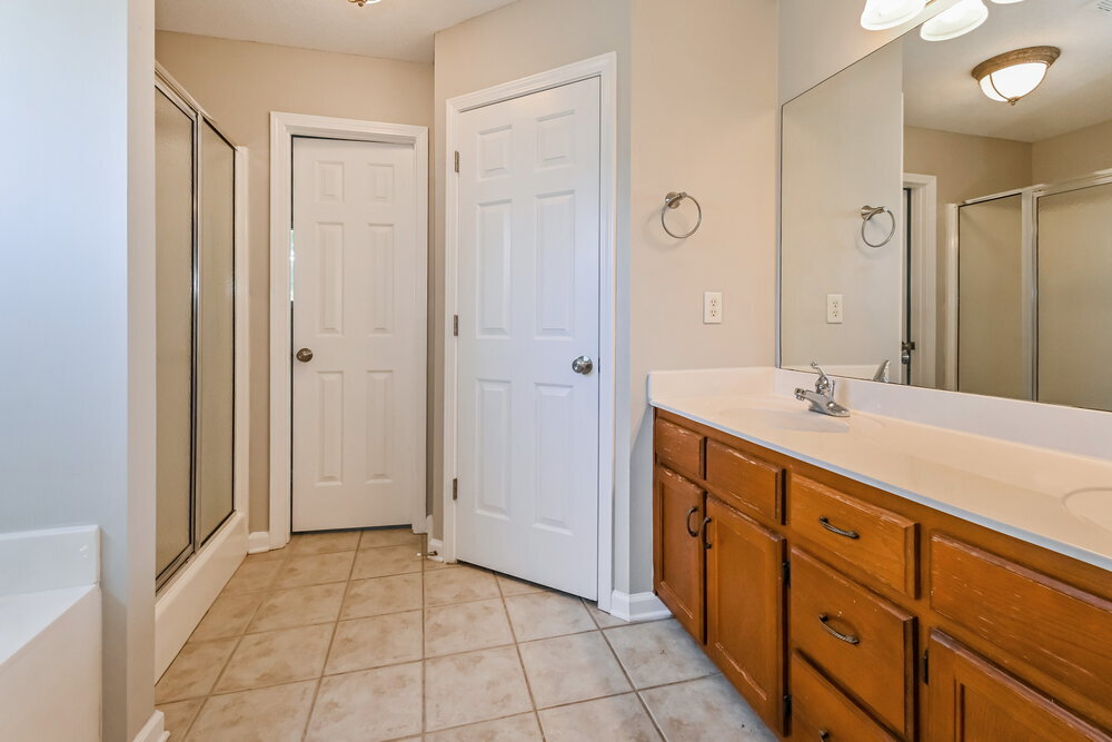 Building Photo - 3123 Quartz Dr