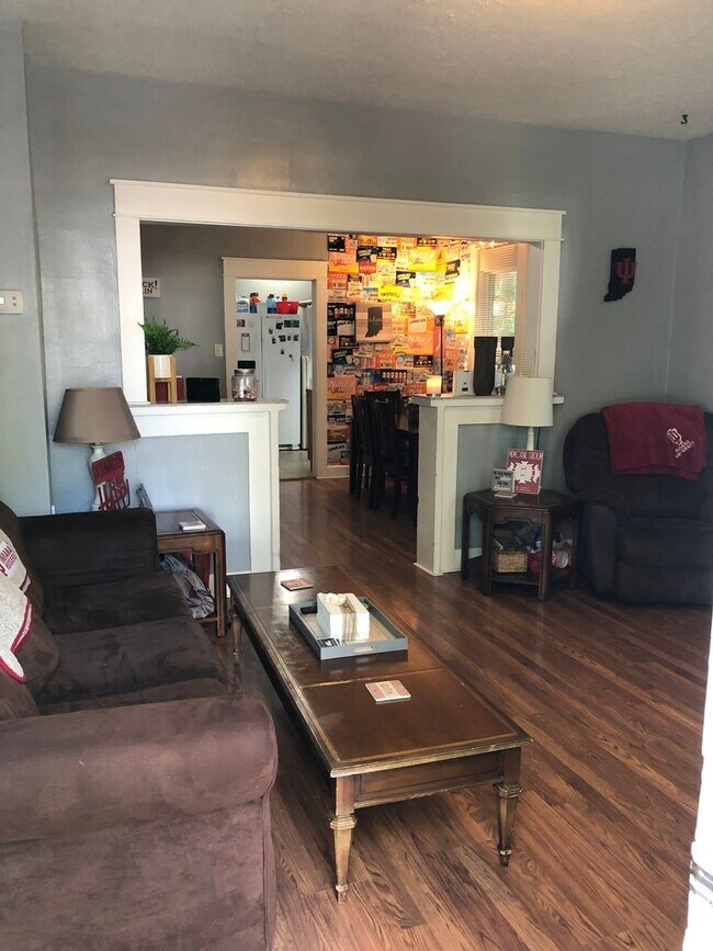Building Photo - Available August 2026;  Monthly Rent $3,15...
