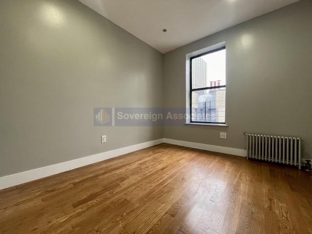 Building Photo - 3 bedroom in New York NY 10033