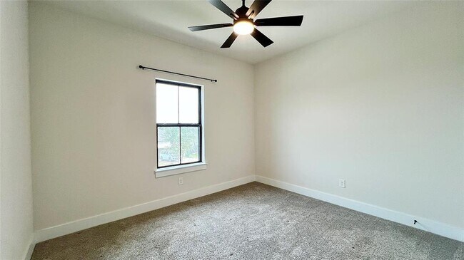 Building Photo - 261 Coyote Crk Wy