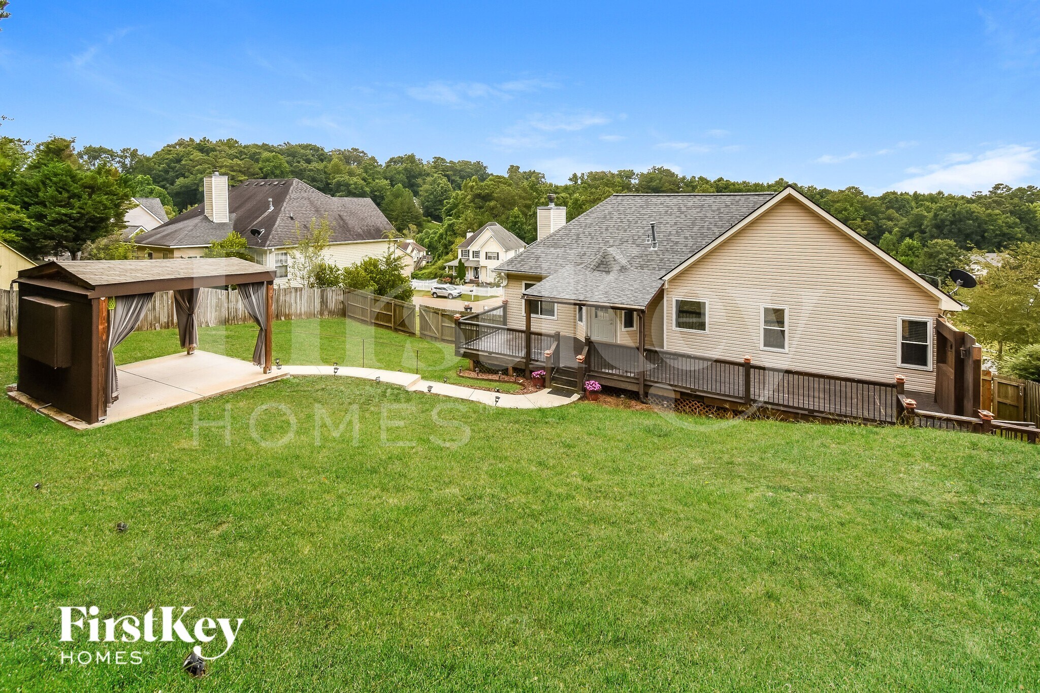 Building Photo - 1064 Whispering Woods Dr