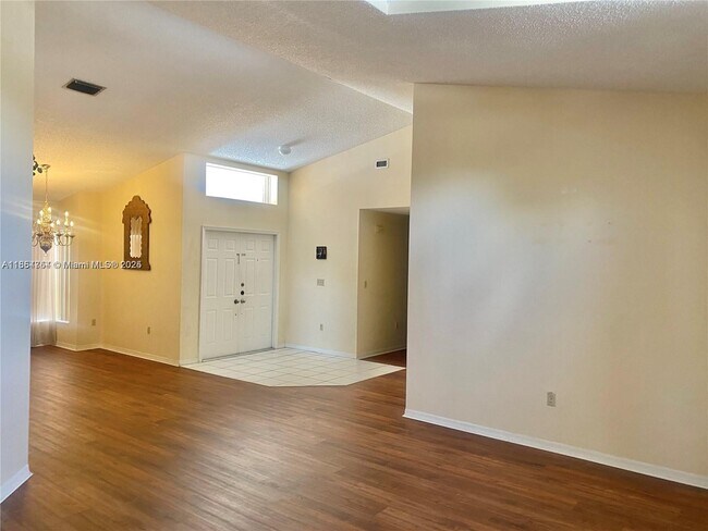 Building Photo - 19303 NW 87th Ct Cir