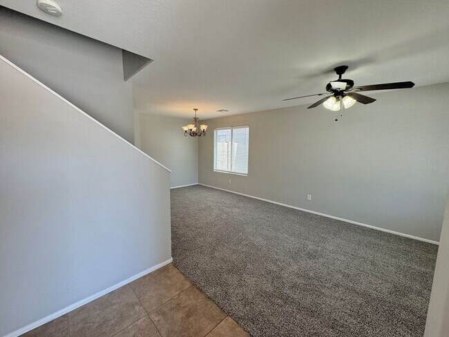 Building Photo - Stunning 4Bedrooms/2.5 Bath Home!
