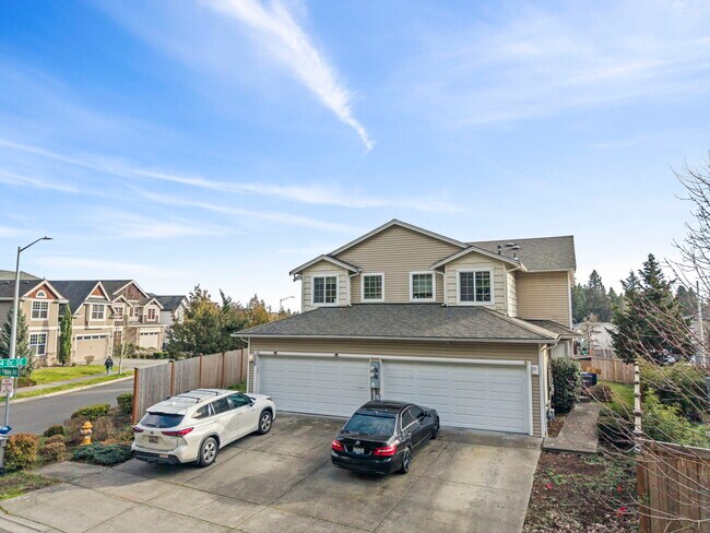 Building Photo - 306 Poppy Rd